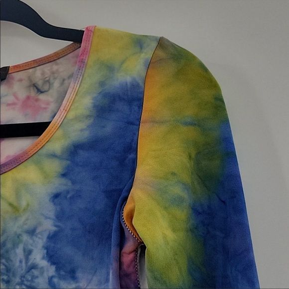 Cotton Candy tiedyed Sz M crop top! Fun colors!! - Picture 2 of 5